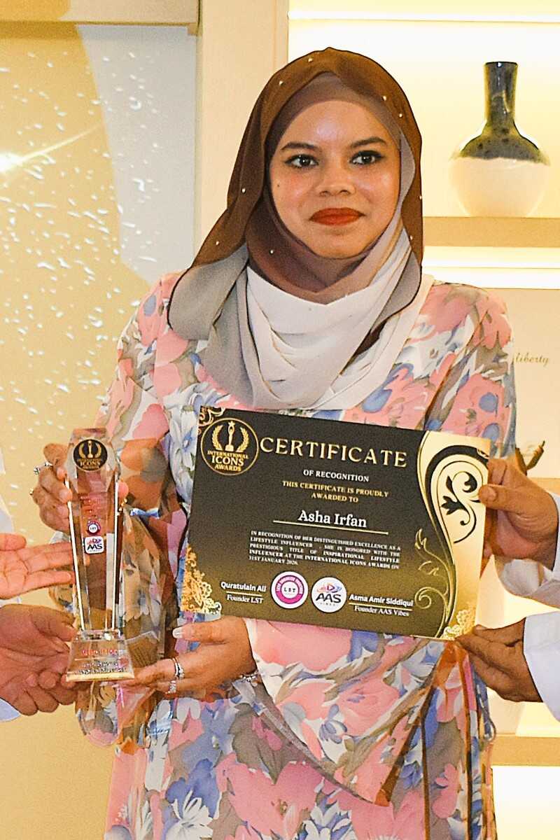 Asha Irfan - International Icons Awards